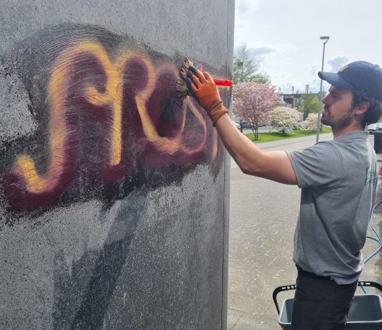 63fb96dd-a046-428d-934e-aba65584f692